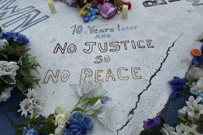 Ferguson officer critically injured at protest on the 10th anniversary of Michael Brown's death | iNFOnews.ca