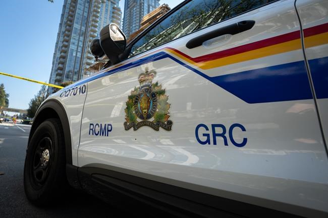 Woman from United States dead after highway crash in southeastern B.C. | iNFOnews.ca Woman from United States dead after highway crash in southeastern B.C. | iNFOnews.ca