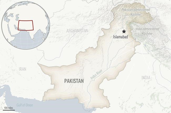 Pakistan's top court withdraws part of ruling about Ahmadis' rights after Islamists vowed protests | iNFOnews.ca
