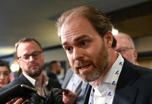 Quebec Liberals say province needs own constitution to affirm 'who we are' | iNFOnews.ca Quebec Liberals say province needs own constitution to affirm 'who we are' | iNFOnews.ca
