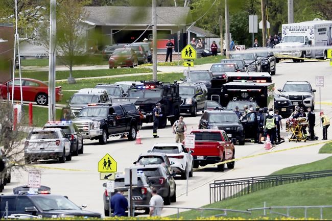 Prosecutors won't charge officers who killed student outside Wisconsin school | iNFOnews.ca