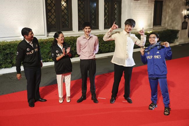 Filipino gymnast who won 2 Olympic golds in Paris gets hero's welcome and free buffets for life | iNFOnews.ca Filipino gymnast who won 2 Olympic golds in Paris gets hero's welcome and free buffets for life | iNFOnews.ca
