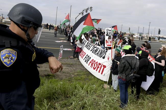 San Francisco prosecutors charge 26 pro-Palestinian demonstrators who blocked Golden Gate Bridge | iNFOnews.ca