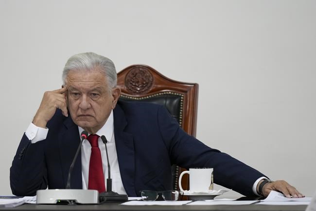 A journalist tells Mexico's president his supporters attacked her; he reacts with scorn, disinterest | iNFOnews.ca A journalist tells Mexico's president his supporters attacked her; he reacts with scorn, disinterest | iNFOnews.ca
