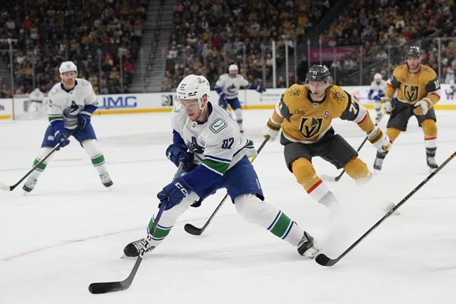 Oilers acquire Podkolzin from Canucks for Ottawa's fourth-round pick in 2025 | iNFOnews.ca