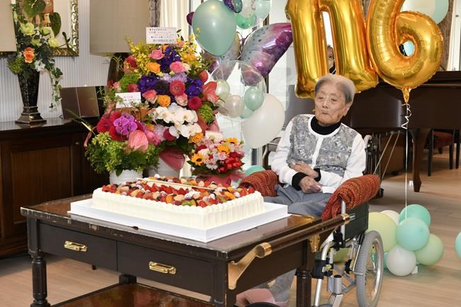 A Japanese woman who loves bananas is now the world's oldest person | iNFOnews.ca