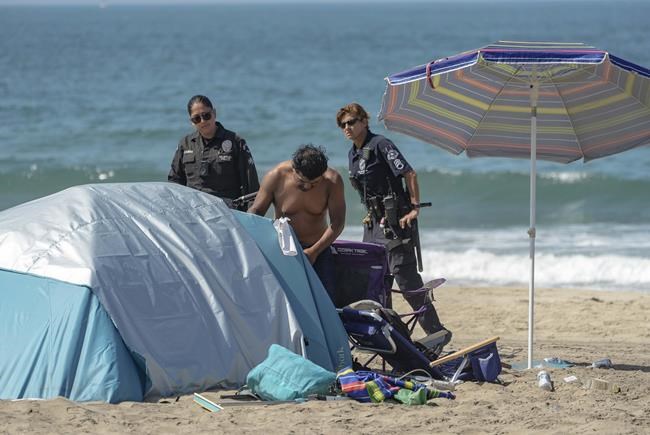 Officials clear homeless encampment at California state beach | iNFOnews.ca Officials clear homeless encampment at California state beach | iNFOnews.ca