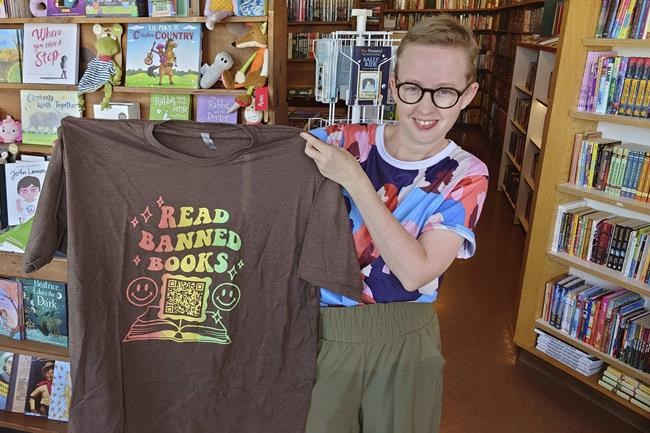 Oklahoma revokes license of teacher who gave class QR code to Brooklyn library in book-ban protest | iNFOnews.ca Oklahoma revokes license of teacher who gave class QR code to Brooklyn library in book-ban protest | iNFOnews.ca