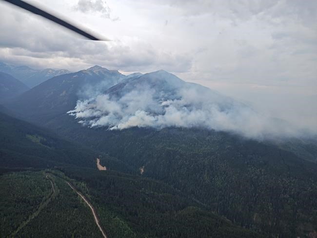 Weekend rain dampening B.C. wildfire activity as active blazes numbers drop | iNFOnews.ca