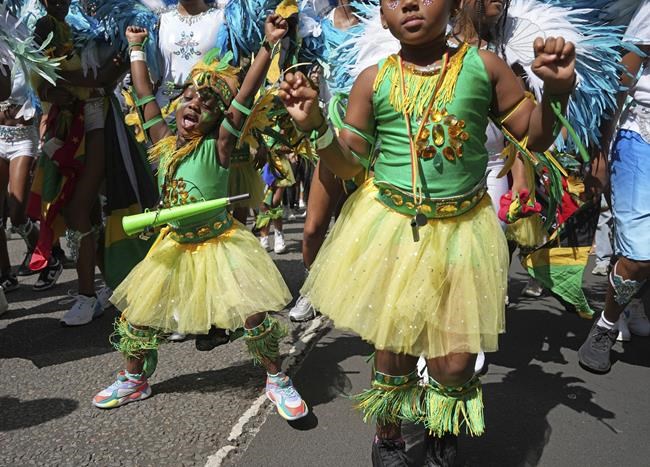 3 people stabbed during London's Notting Hill Carnival, police say | iNFOnews.ca