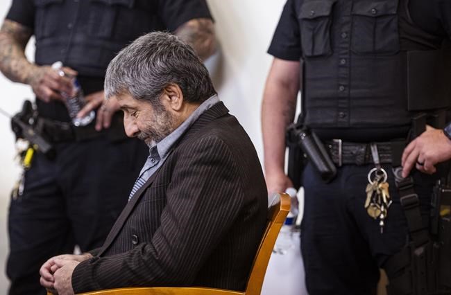 Afghan refugee accused in a case that shocked Albuquerque’s Muslim community reaches plea agreement | iNFOnews.ca