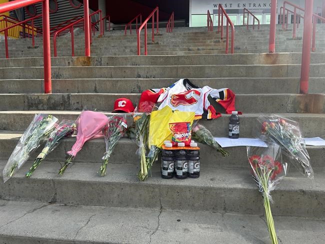 'Devastating loss': Hockey world mourns deaths of Johnny, Matthew Gaudreau | iNFOnews.ca