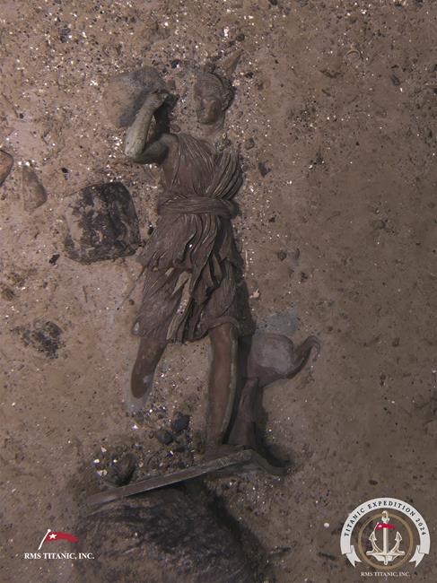 Titanic expedition yields lost bronze statue, high-resolution photos and other discoveries | iNFOnews.ca
