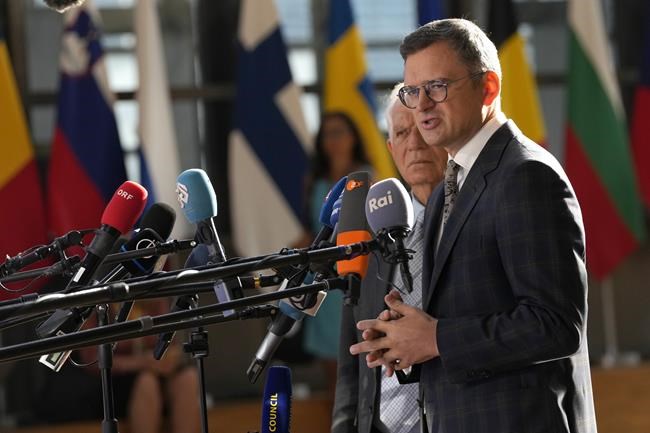 Surprise Ukrainian resignations include the nation's top diplomat | iNFOnews.ca Surprise Ukrainian resignations include the nation's top diplomat | iNFOnews.ca