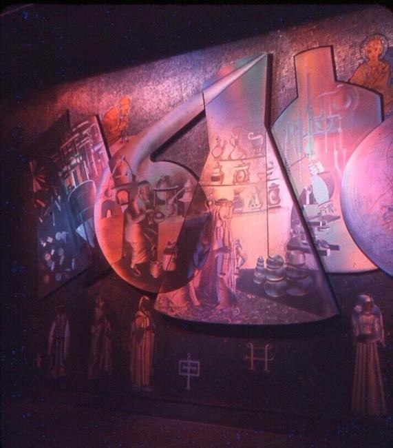 A mural honoring scientists hung in Pfizer's NYC lobby for 60 years. Now it's up for grabs | iNFOnews.ca A mural honoring scientists hung in Pfizer's NYC lobby for 60 years. Now it's up for grabs | iNFOnews.ca