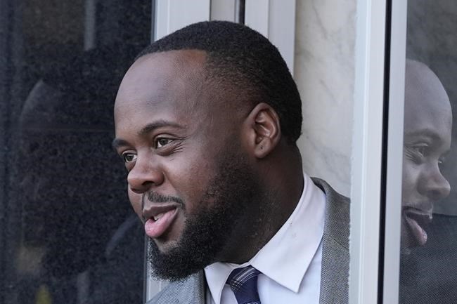 Former officer testifies Tyre Nichols 'wasn't a threat' when he was snatched from car during stop | iNFOnews.ca