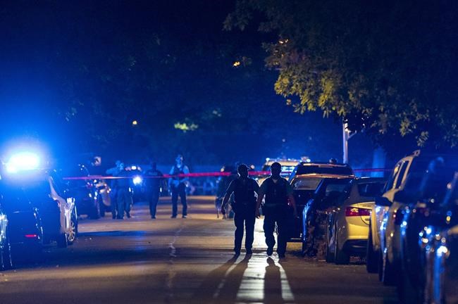 Man convicted of killing Chicago officer and wounding her partner is sentenced to life | iNFOnews.ca Man convicted of killing Chicago officer and wounding her partner is sentenced to life | iNFOnews.ca