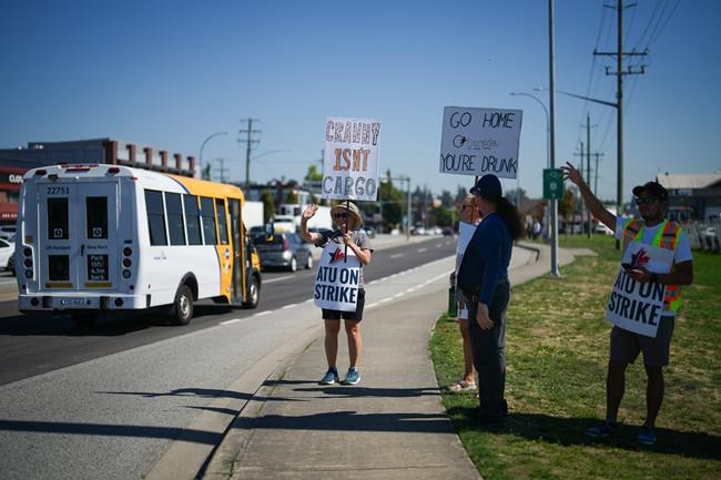 Talks on today over HandyDART strike affecting vulnerable people in Metro Vancouver | iNFOnews.ca