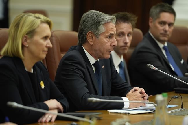 US and UK pledge almost $1.5 billion to help Ukraine during diplomats' visit to Kyiv | iNFOnews.ca