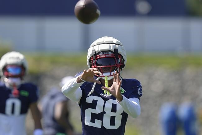 Patriots, Seahawks look to move on from old coaches when they meet in New England | iNFOnews.ca