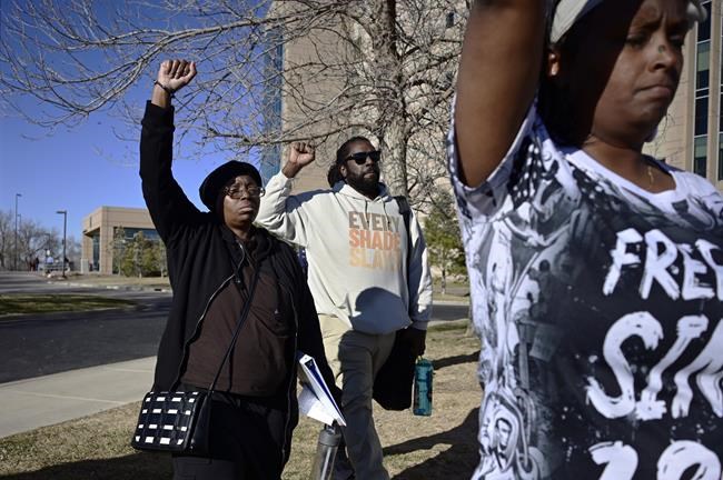 Judge frees Colorado paramedic convicted in death of Elijah McClain from prison | iNFOnews.ca