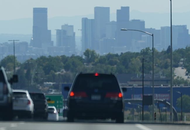 Cooler weather in Southern California helps in wildfire battle | iNFOnews.ca Cooler weather in Southern California helps in wildfire battle | iNFOnews.ca