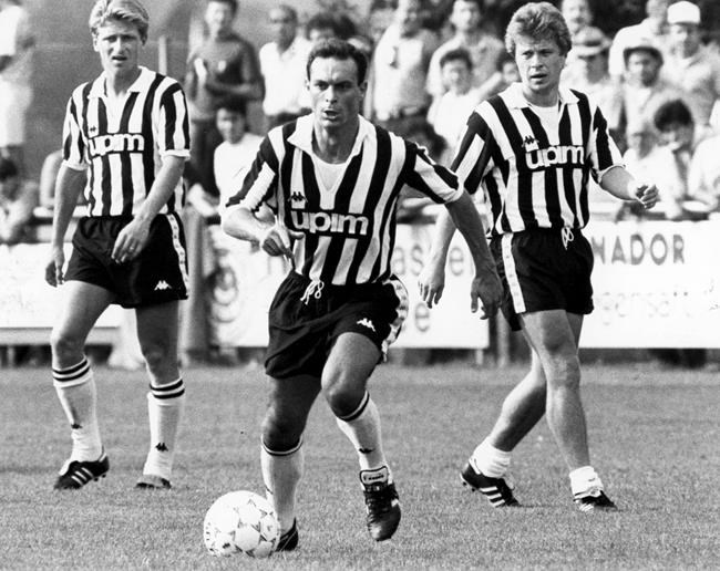 Salvatore 'Totò' Schillaci, the Italy striker who was top scorer at World Cup in 1990, dies at 59 | iNFOnews.ca Salvatore 'Totò' Schillaci, the Italy striker who was top scorer at World Cup in 1990, dies at 59 | iNFOnews.ca