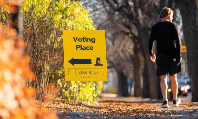 Beck and Moe appeal to voters as Saskatchewan election campaign enters final days | iNFOnews.ca