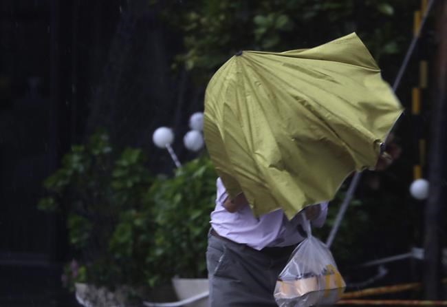Typhoon Kong-rey hits Taiwan's east coast, leaving 1 dead, hundreds injured | iNFOnews.ca Typhoon Kong-rey hits Taiwan's east coast, leaving 1 dead, hundreds injured | iNFOnews.ca