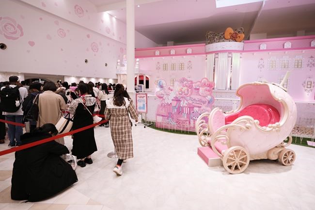 At 50, Hello Kitty is as 'kawaii' and lucrative as ever | iNFOnews.ca