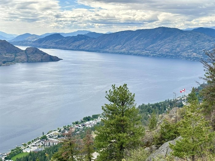iN PHOTOS: Canadian flags flying proudly in Kamloops, Okanagan | iNFOnews.ca