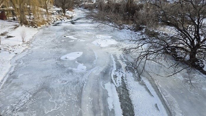 iN PHOTOS: Cold snap freezes waterfall, creates ice art in Kamloops, Okanagan | iNFOnews.ca iN PHOTOS: Cold snap freezes waterfall, creates ice art in Kamloops, Okanagan | iNFOnews.ca