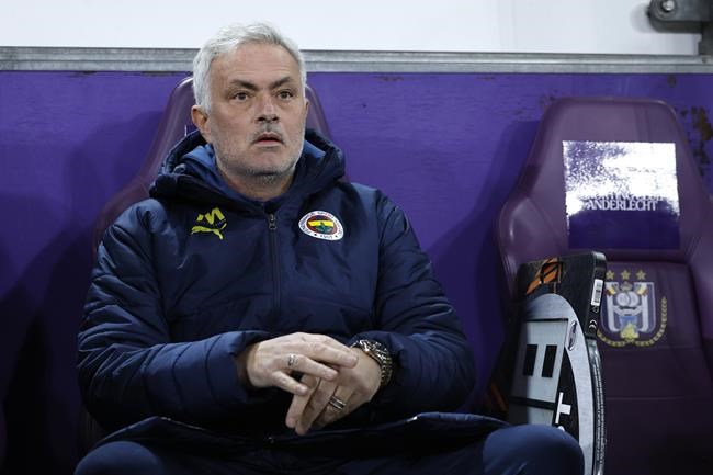 Jose Mourinho banned for four matches and fined after Turkish referees comment | iNFOnews.ca