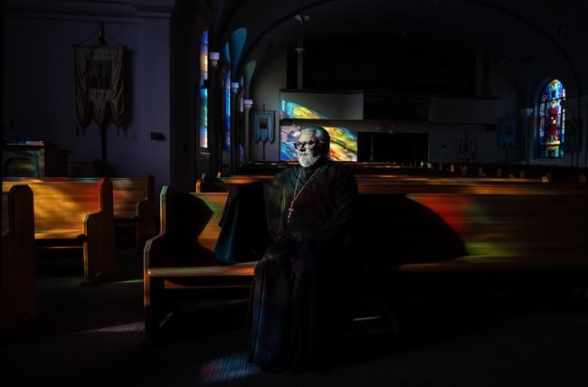 'This awful war': Ukrainians find reprieve far from home at Edmonton church | iNFOnews.ca 'This awful war': Ukrainians find reprieve far from home at Edmonton church | iNFOnews.ca