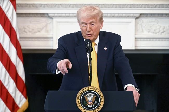Trump spars with Maine's governor at the White House over transgender athletes | iNFOnews.ca Trump spars with Maine's governor at the White House over transgender athletes | iNFOnews.ca