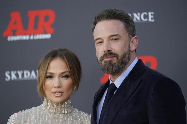 Jennifer Lopez and Ben Affleck are officially divorced and single | iNFOnews.ca Jennifer Lopez and Ben Affleck are officially divorced and single | iNFOnews.ca