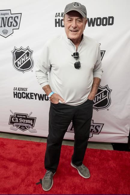 Bieber, Roenick among those in hockey benefit for L.A. fire relief fund | iNFOnews.ca Bieber, Roenick among those in hockey benefit for L.A. fire relief fund | iNFOnews.ca