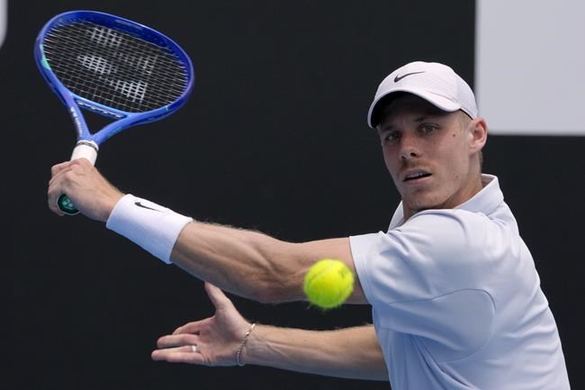 Shapovalov advances with two-set win in Mexican Open | iNFOnews.ca