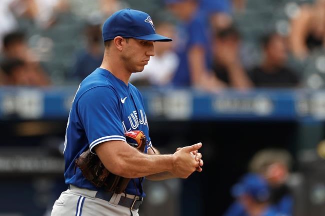 Rough sixth inning sinks Jays in 9-6 spring training loss to Phillies | iNFOnews.ca