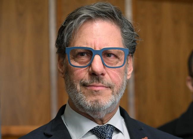 Quebec replaces digital technology minister who resigned over auto board scandal | iNFOnews.ca