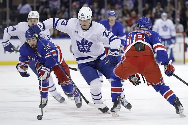 Knies breaks third-period tie as surging Leafs beat Rangers 3-2 | iNFOnews.ca