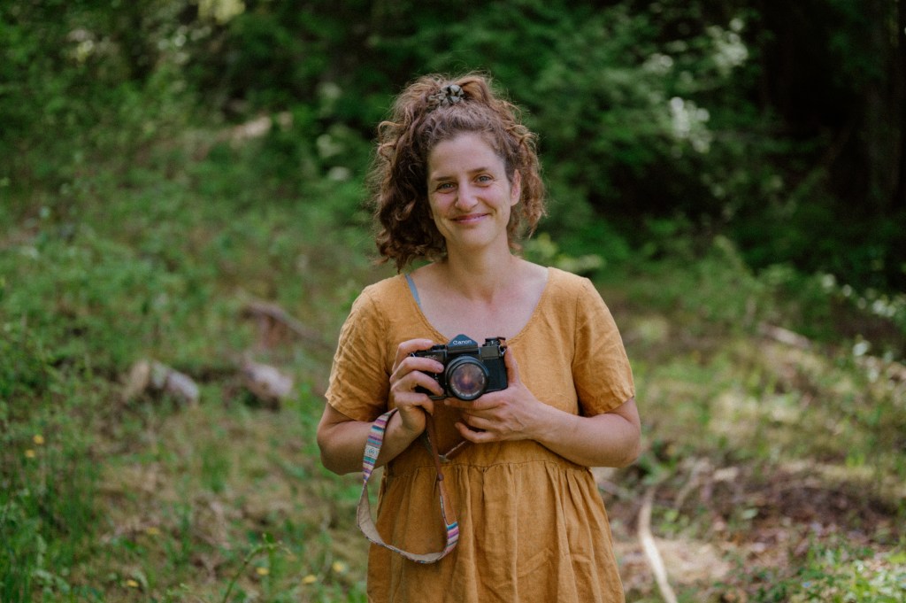 NOT JUST FOR HIPSTERS: Okanagan wedding photographers seeing demand for film | iNhome NOT JUST FOR HIPSTERS: Okanagan wedding photographers seeing demand for film | iNhome