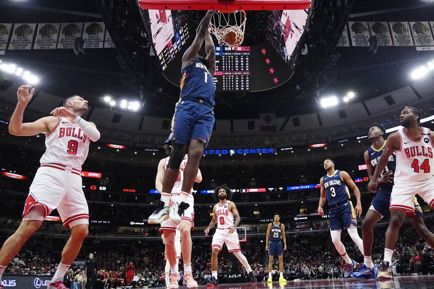 Murphy and Williamson carry the Pelicans to a 119-113 win over the Bulls | iNFOnews.ca
