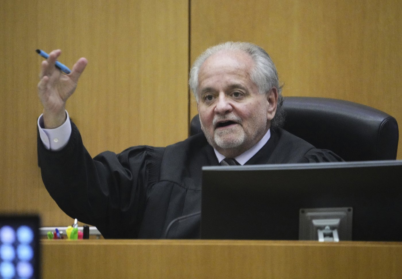 Judge recuses himself in Arizona fake elector case after urging response to attacks on Kamala Harris | iNFOnews.ca Judge recuses himself in Arizona fake elector case after urging response to attacks on Kamala Harris | iNFOnews.ca