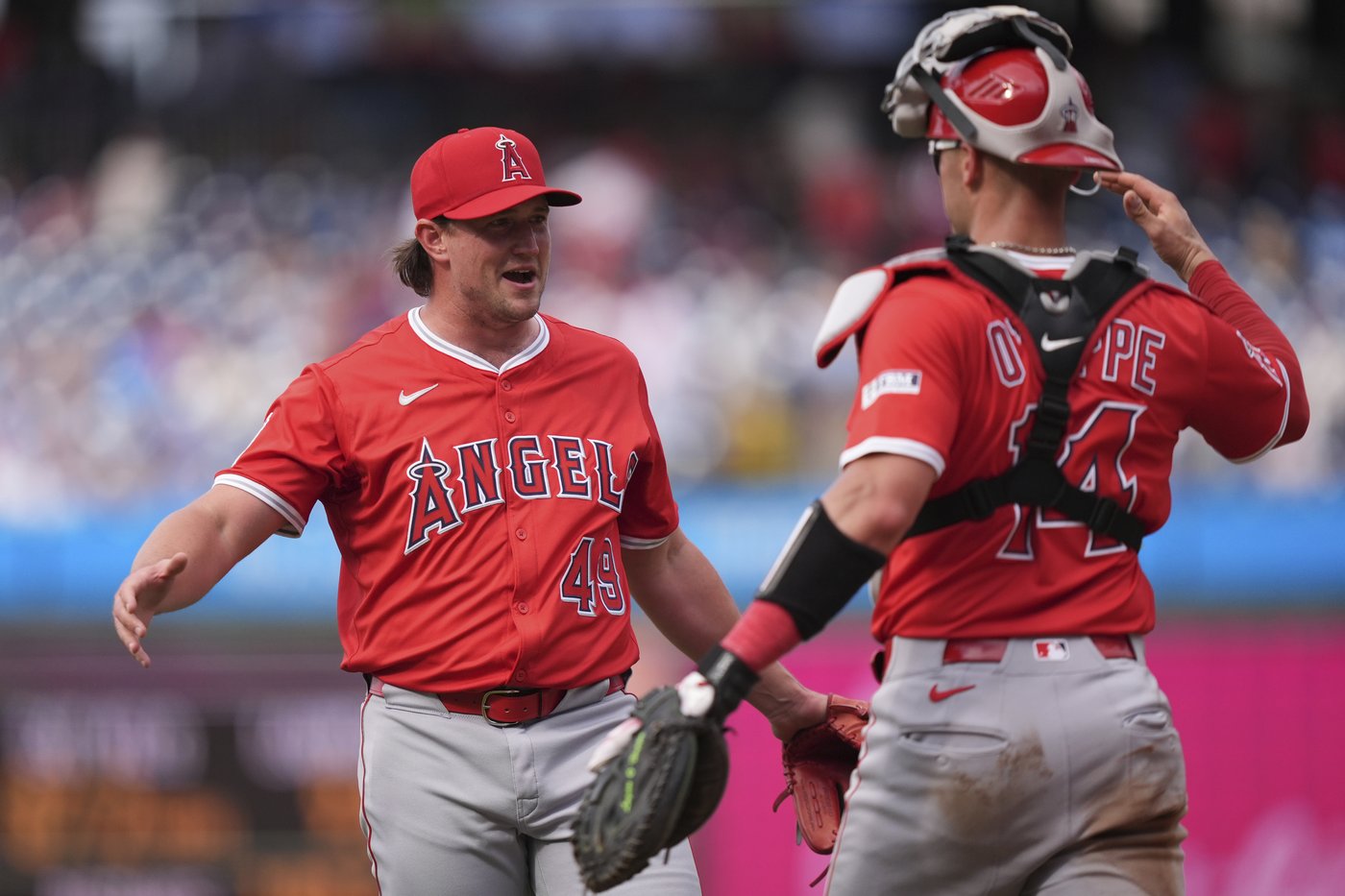 Soriano limits Phillies to 2 runs in 7 innings in Angels' 8-2 victory | iNFOnews.ca