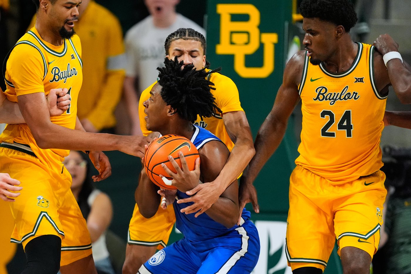 Robert Wright III answers the boos in his return to Baylor and helps No. 22 BYU end its 4-game skid | iNFOnews.ca