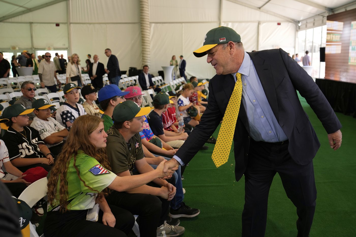 Athletics celebrate groundbreaking of $1.75 billion stadium project in Las Vegas | iNFOnews.ca