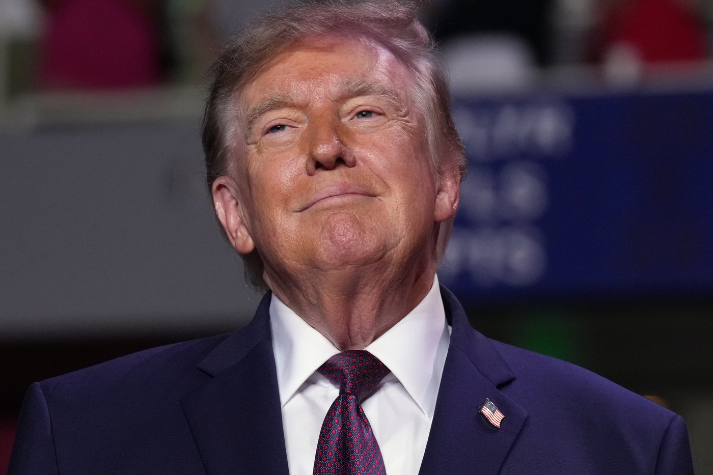 Trump posts cell phone number of Arkansas Sen. Tom Cotton in fight over daylight saving time | iNFOnews.ca Trump posts cell phone number of Arkansas Sen. Tom Cotton in fight over daylight saving time | iNFOnews.ca