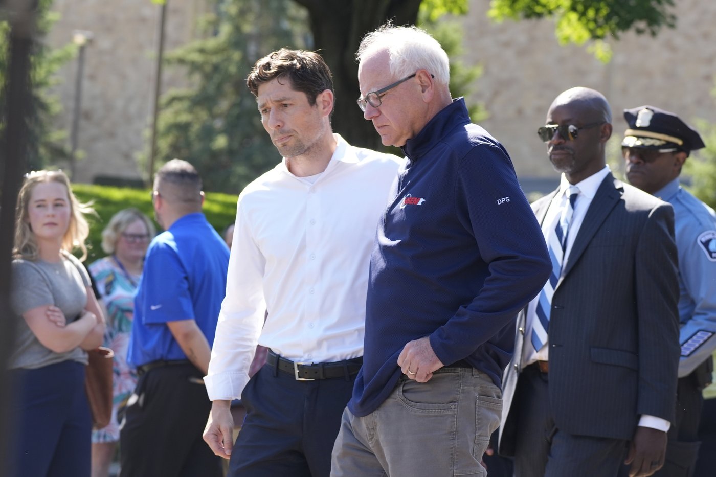 Gov. Tim Walz to call special session on gun laws after Minneapolis school shooting | iNFOnews.ca Gov. Tim Walz to call special session on gun laws after Minneapolis school shooting | iNFOnews.ca