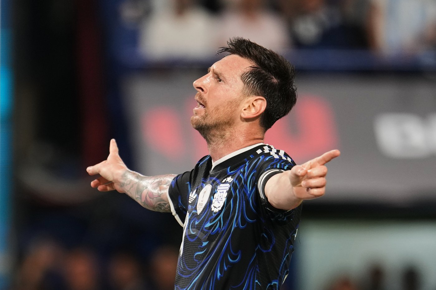 Lionel Messi shines in what could be his last Argentina home game, a 5-0 farewell friendly win | iNFOnews.ca Lionel Messi shines in what could be his last Argentina home game, a 5-0 farewell friendly win | iNFOnews.ca